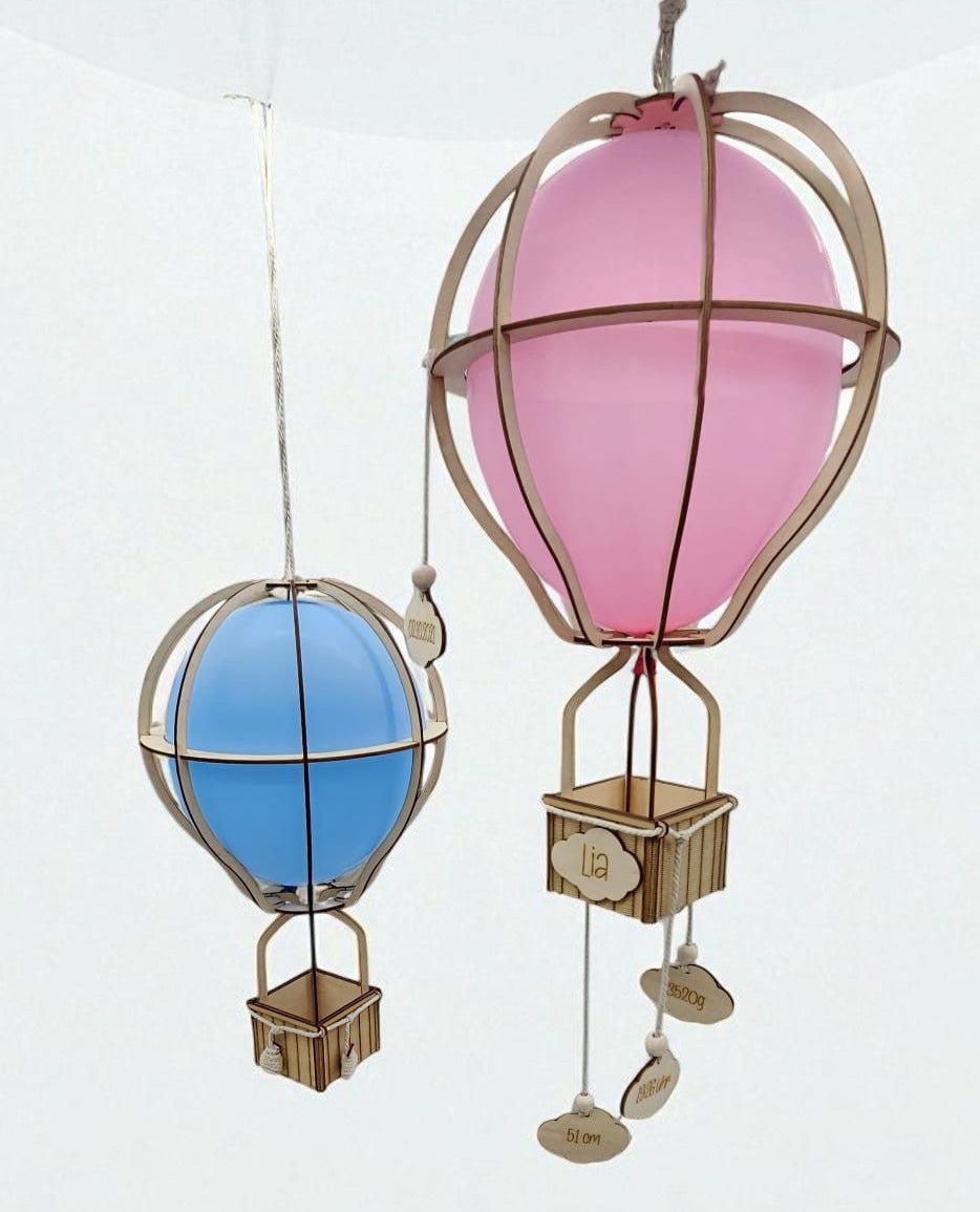 Heißluftballon aus Holz personalisiert - Individuelles Geschenk zur Geburt