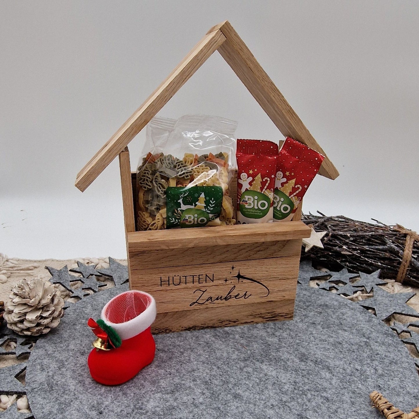 Holzhütte Geschenkverpackung Weihnachten