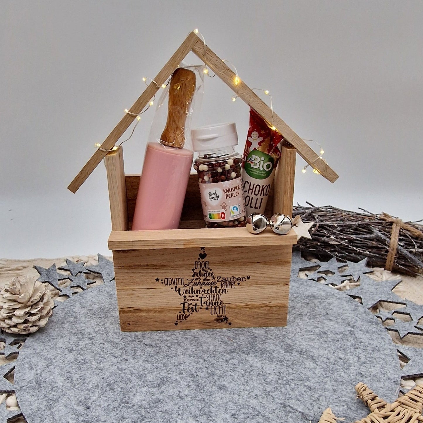 Holzhütte Geschenkverpackung Weihnachten
