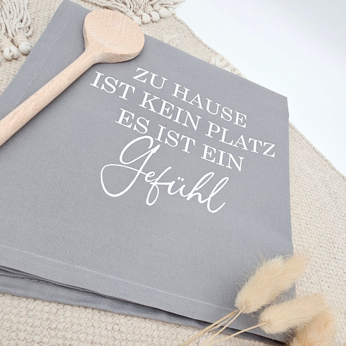 Premium Küchentuch „Ein Gefühl“ – Geschirrtuch aus Baumwolle in Grau mit Spruch – Boho Deko & Geschenkidee