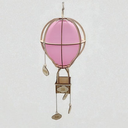 Heißluftballon aus Holz personalisiert - Individuelles Geschenk zur Geburt