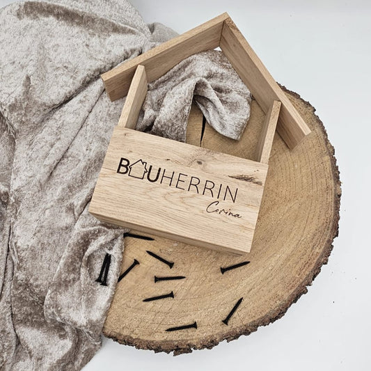 Geschenkverpackung Holzhütte personalisiert Bauherrin