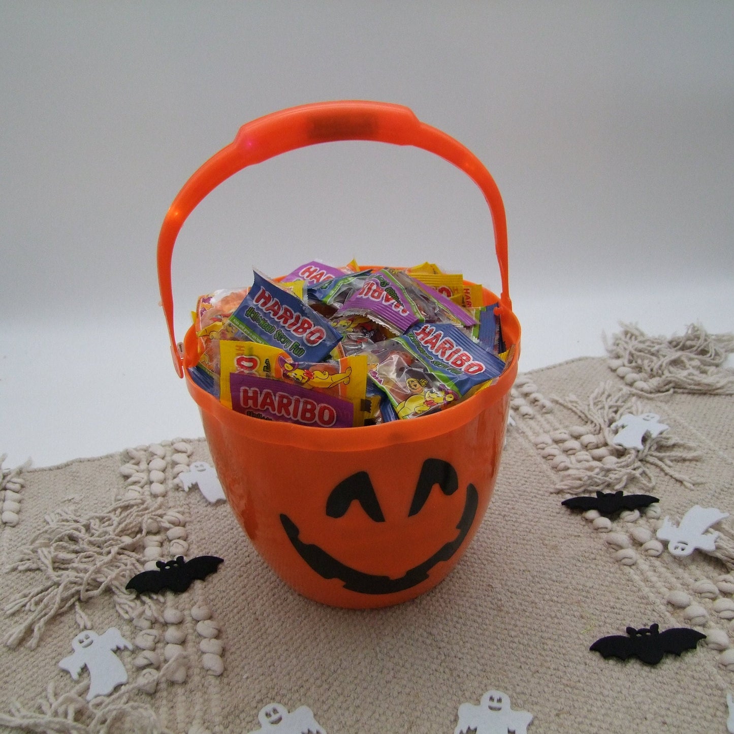 Personalisiere Halloween Eimer mit Name & leuchtendem Griff, Süßigkeiteneimer Kürbis Kinder, Trick or Treat Eimer, Süßes oder Saures