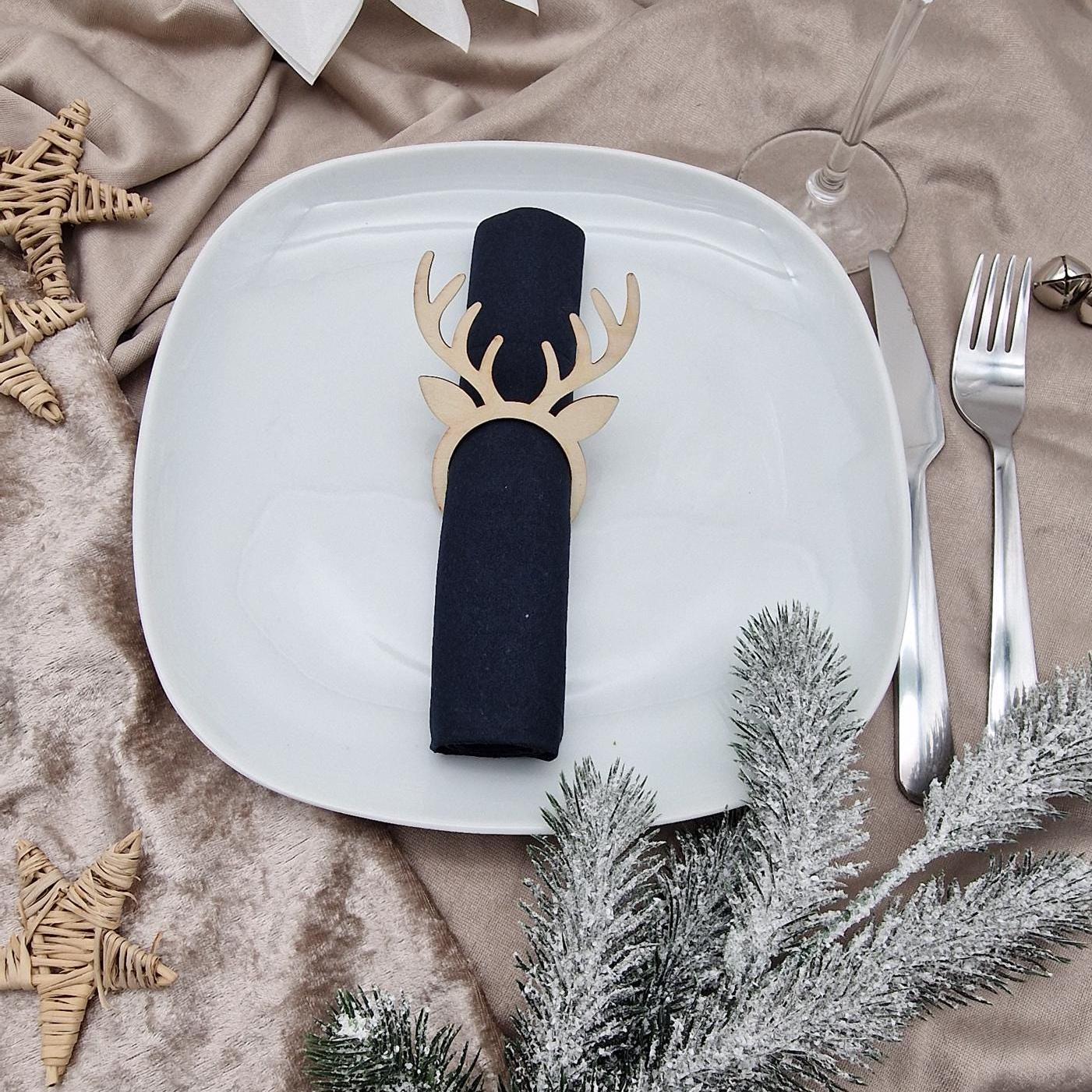 Serviettenring aus Holz, Tisch Accessoire Weihnachten, Weihnachten, Tischdekoration personalisiert, Gravierter Serviettenring, Geburtstag