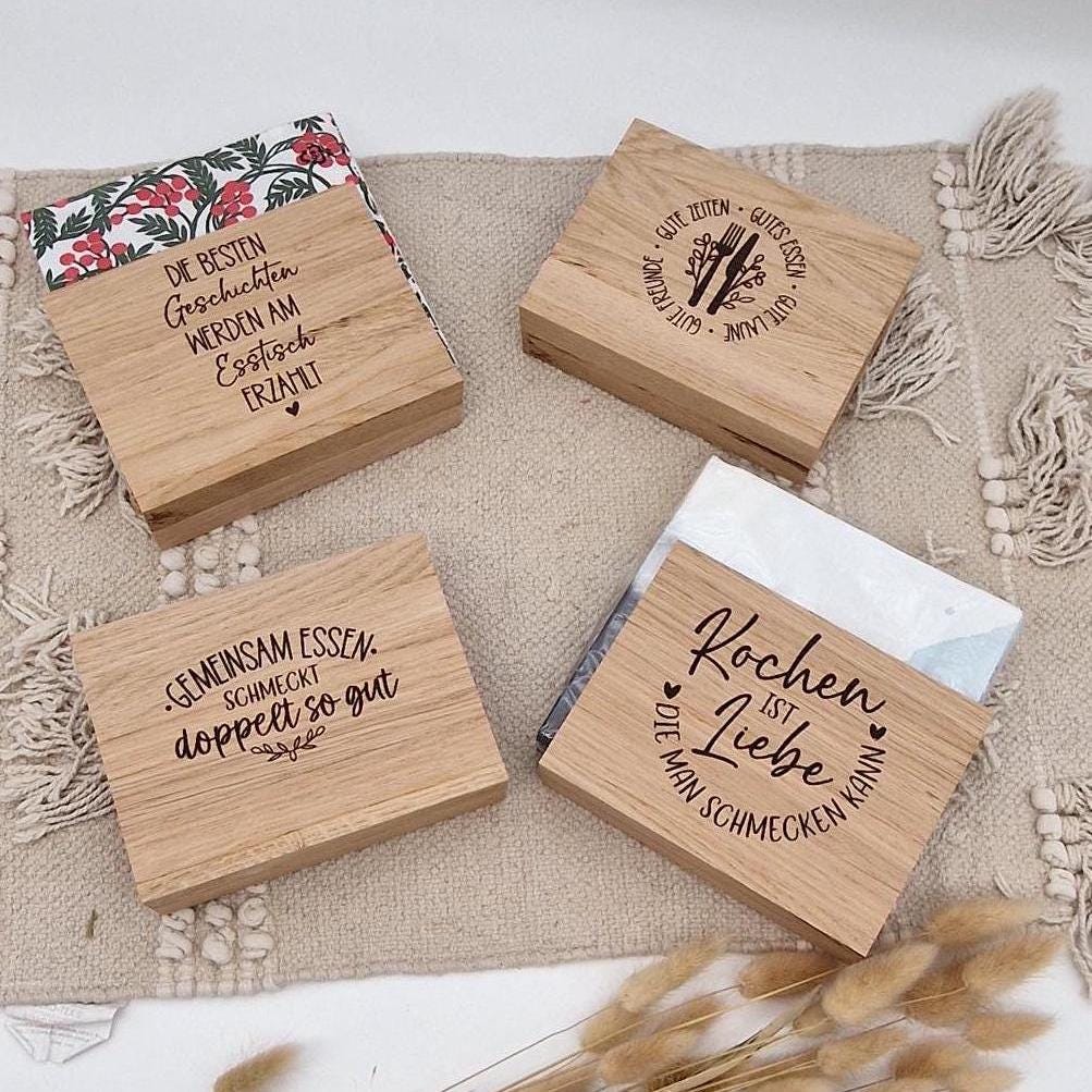 Serviettenhalter Holz personalisiert mit Name | Tischdeko Familie | Geschenk zum Einzug neues Haus | Brotzeithalter personalisiert
