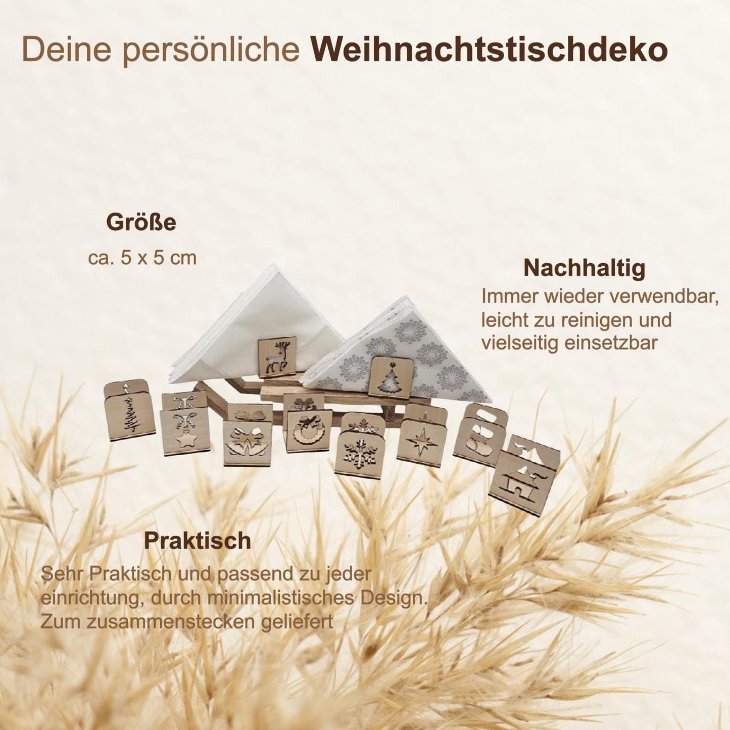 Set aus handgefertigten Holz-Serviettenhaltern mit Weihnachtsmotiven wie Tannenbaum, Stern und Schneeflocke, präsentiert mit Servietten auf beigem Hintergrund. Text: persönliche Weihnachtstischdeko, nachhaltig, praktisch, Größe ca. 5 x 5 cm.