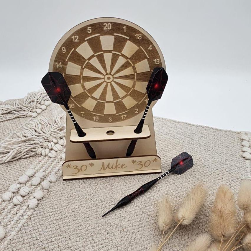 Personalisierter Dartpfeil Halter | Organizer für Dartpfeile | Pfeilhalter Holz | Dartpfeil Halterung | Dartdekoration | Geschenk für Männer