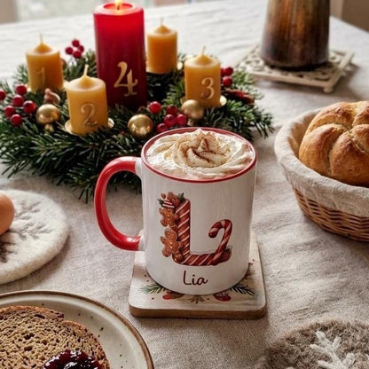 Personalisierte Lebkuchen Tasse mit Name, Weihnachtstasse Initialen, Kaffeebecher Weihnachten Geschenkidee, Nikolaus Geschenk Kinder