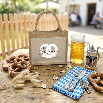 Personalisierte Jutetasche Oktoberfest mit Name | Brezel Tasche Dirndl Trachtenbeutel | Mini Tote Wiesn Tasche Geschenk Frauen