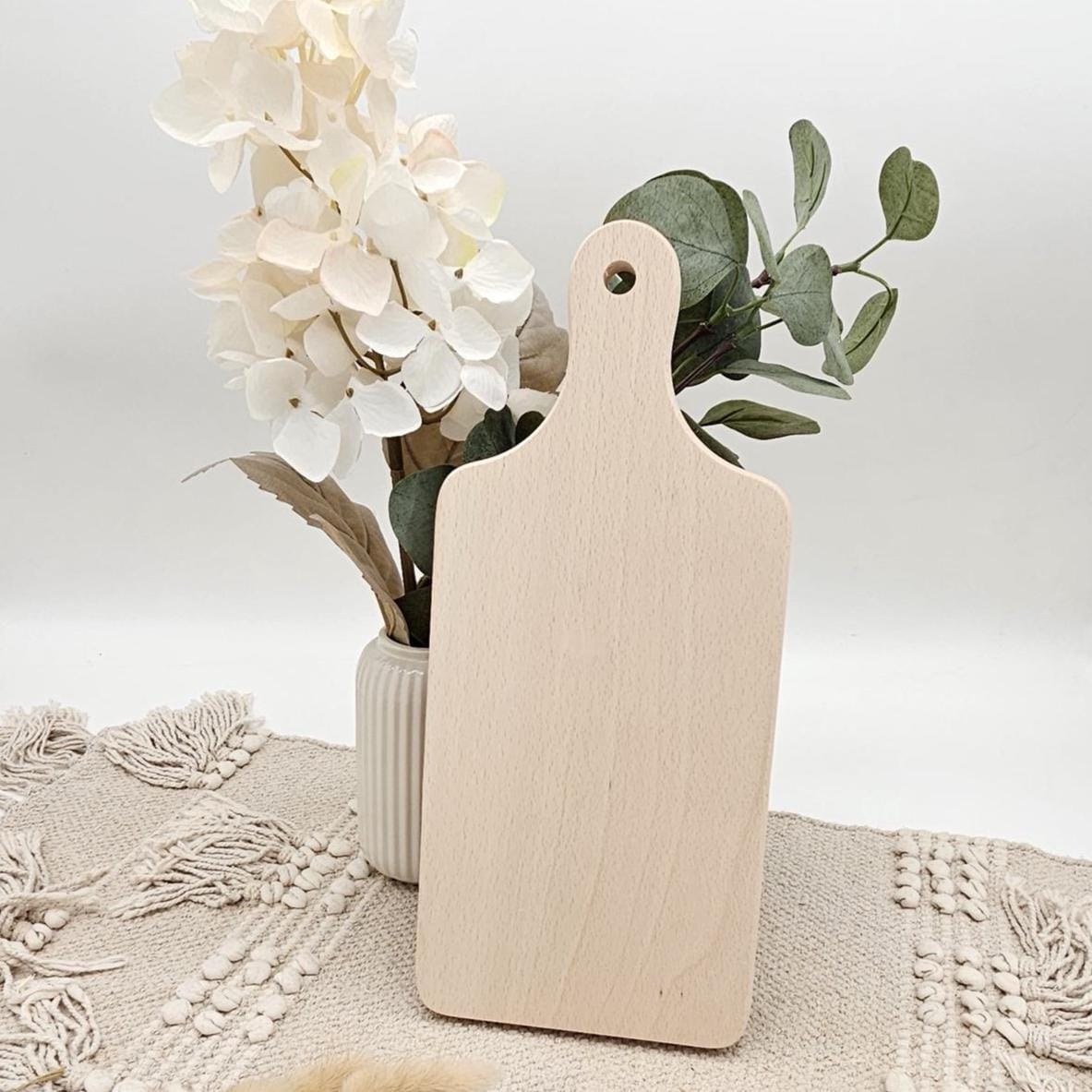 Personalisiertes Holzbrettchen Weihnachtsbäckerei mit Name, Schneidebrett graviert Geschenk Oma Mama Plätzchen backen Weihnachten