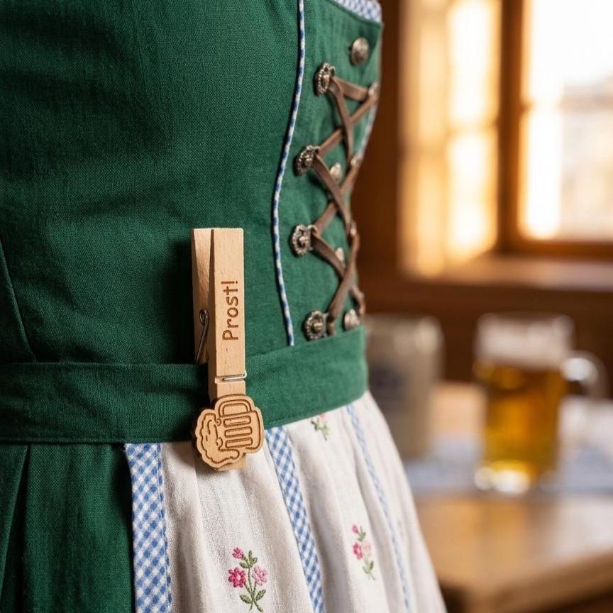 Wäscheklammern Oktoberfest Holz mit Motiven | Trachten Klammern Namensschild Dirndl Lederhose | Oktoberfest Deko Tischdeko Anstecker