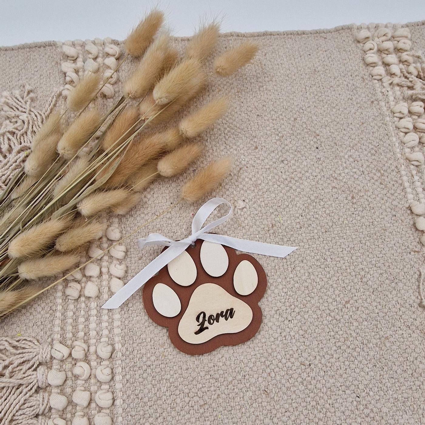 Personalisiere Hundepfote Christbaumschmuck Holz | Weihnachtsbaum Anhänger Name Haustier Hund Katze | Holzdeko Geschenkidee