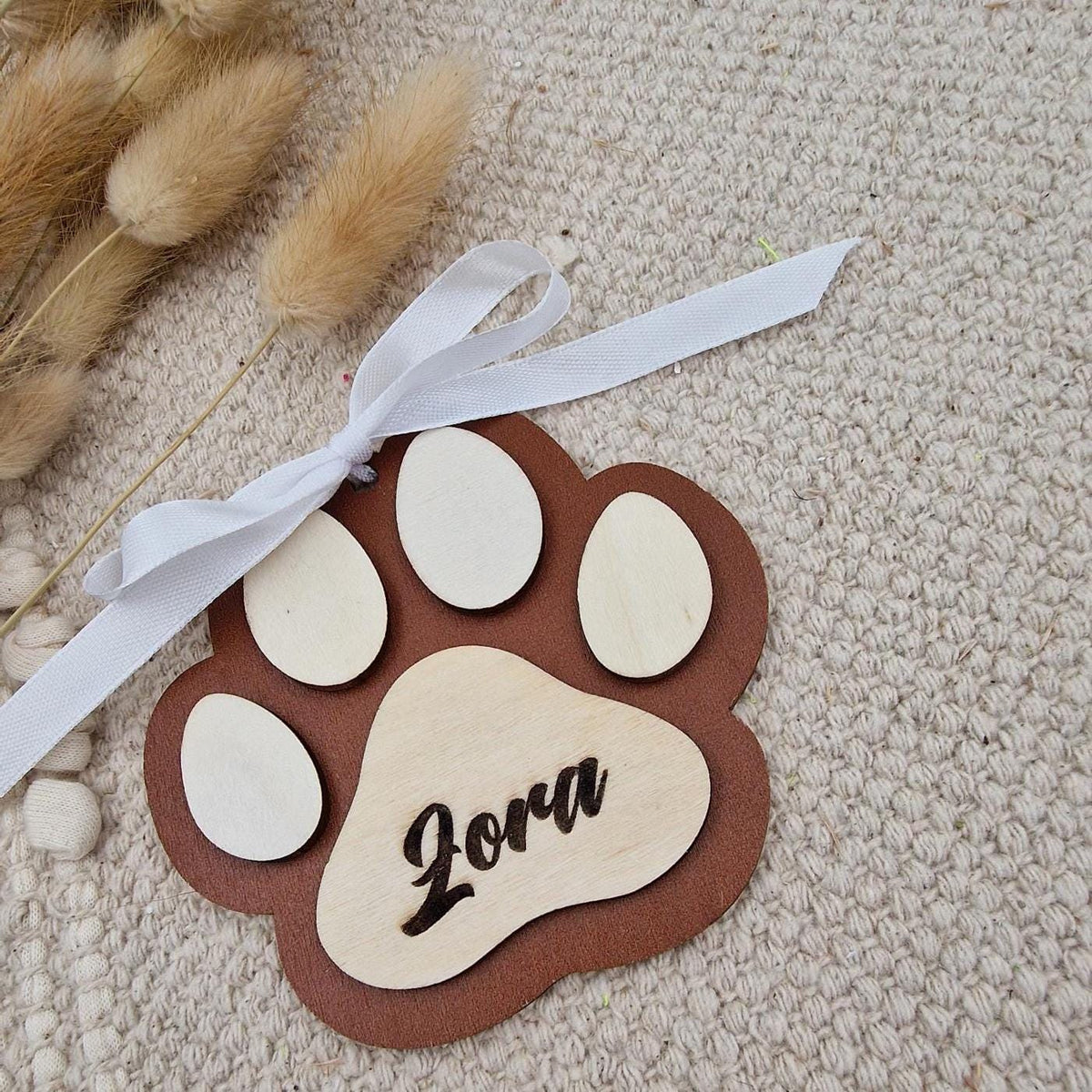 Personalisiere Hundepfote Christbaumschmuck Holz | Weihnachtsbaum Anhänger Name Haustier Hund Katze | Holzdeko Geschenkidee