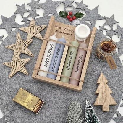Weihnachten Kerzenset Nimm Dir was du brauchst | Kerzen mit Spruch Gemütlichkeit Weihnachtszauber | Holzträger Kerzenständer Geschenk Advent