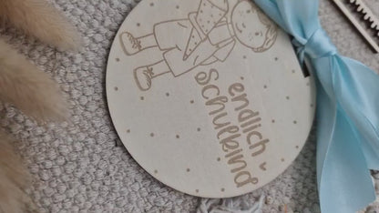Schultütenanhänger personalisiert mit Name | Anhänger Einschulung Holz | Schulkind 2026 Geschenk | Deko Schultüte Junge Mädchen