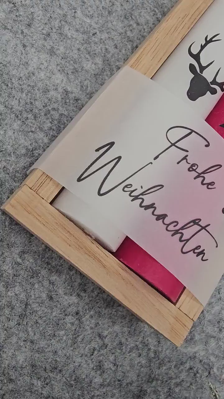 Weihnachts Kerzenset mit Holzträger Frohe Weihnachten | Stabkerzen Hirsch & Baum | Adventsdeko Geschenk Idee