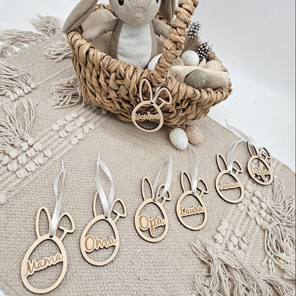 Personalisierter Osteranhänger aus Holz mit Name