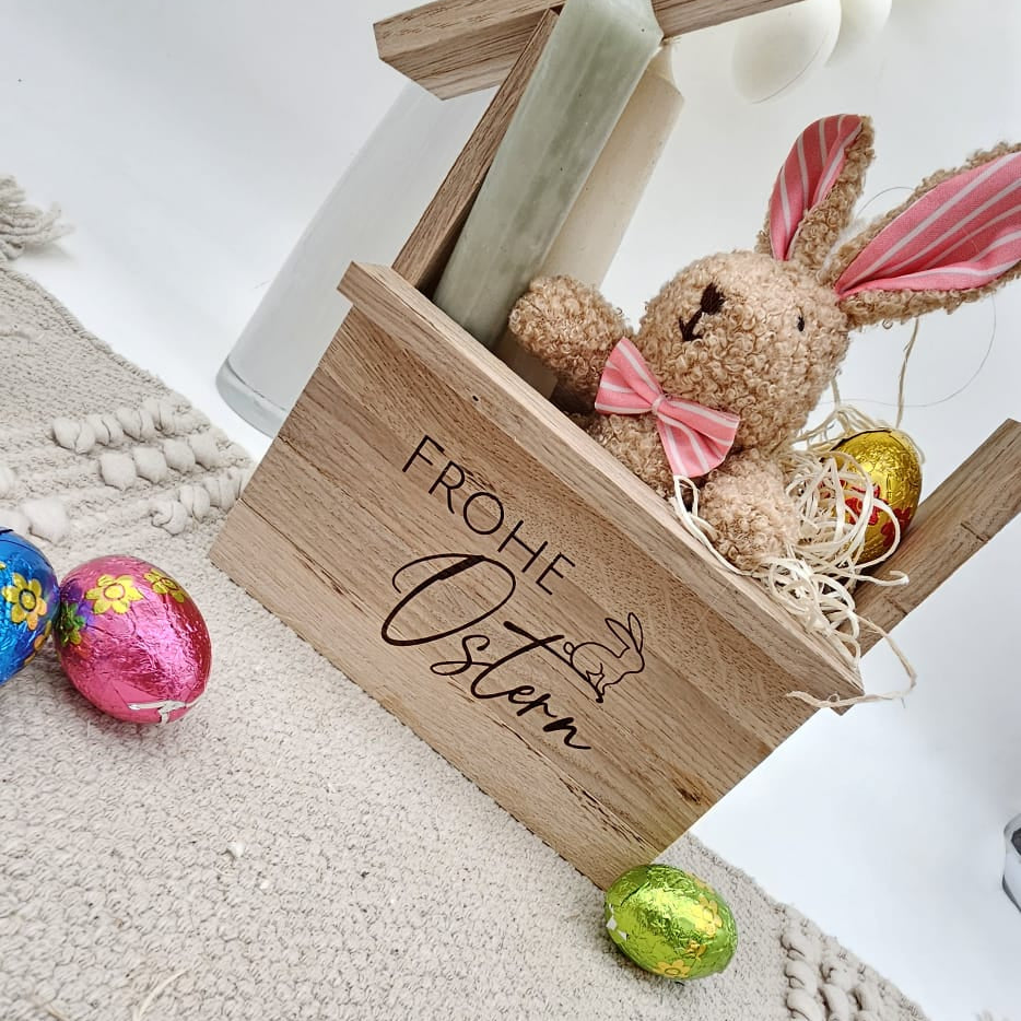Osterhaus aus Holz „Frohe Ostern“