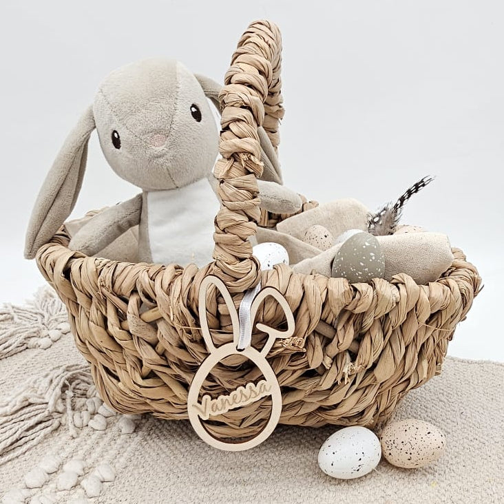 Personalisierter Osteranhänger aus Holz mit Name