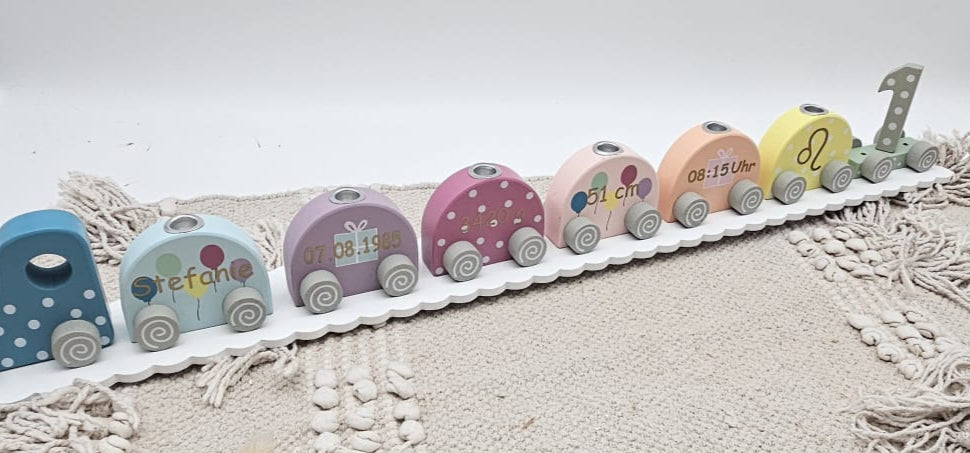 Geburtstagszug Holz personalisiert Bunt